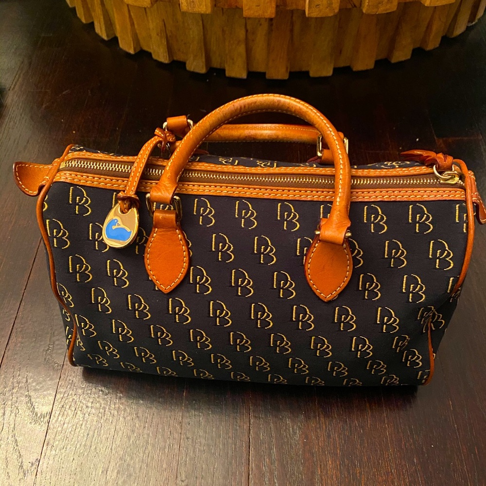 Dooney & Bourke